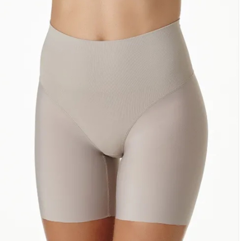 Imagem do produto Bermuda modeladora Control Liz