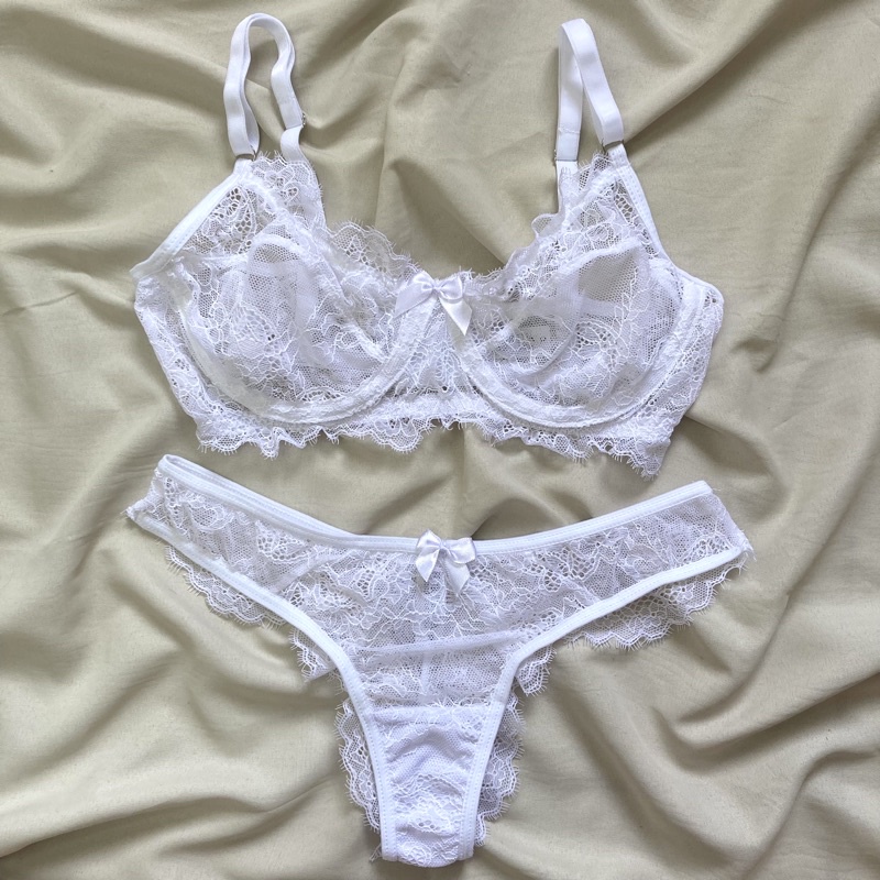 Conjunto Sem Bojo Com Aro Rendado Com Detalhe Em Tule Branco