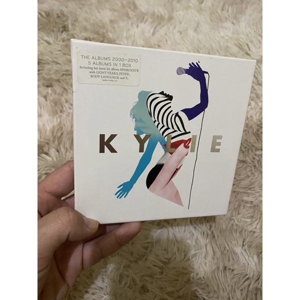 BRANI CD Kylie Minogue Albums 2000-2010 | Raccolta 5 CD Light Years, Fever, Body Language, X, Aphrodite - 5