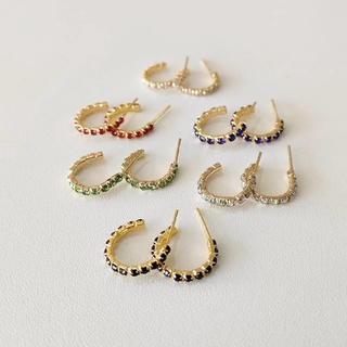 Kit com 10 brincos de argola com strass, pequenos e delicados