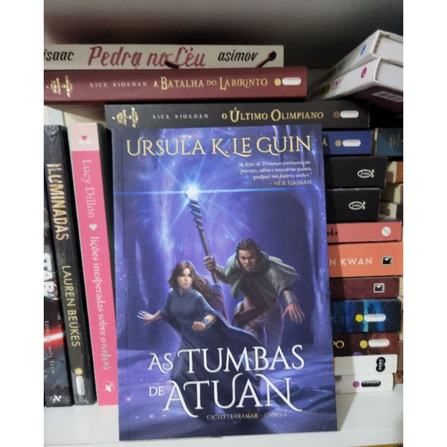 Livro As Tumbas de Atuan - Ursula K. Le Guin | Shopee Brasil
