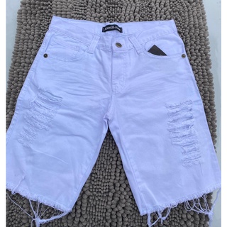 Short best sale branco rasgado