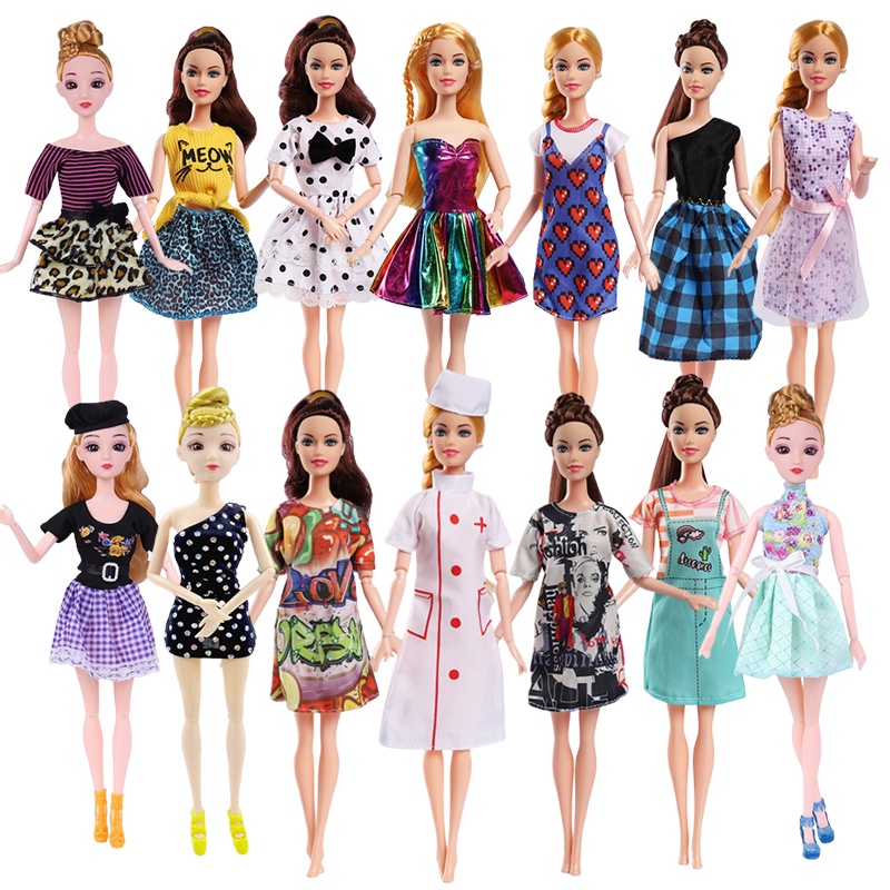 6 on sale barbie dolls