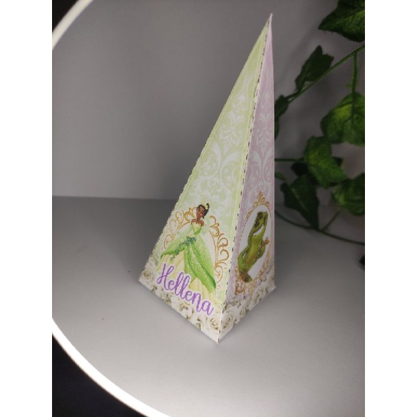 Caixa piramide personalizada temática - A princesa e o sapo | Shopee Brasil