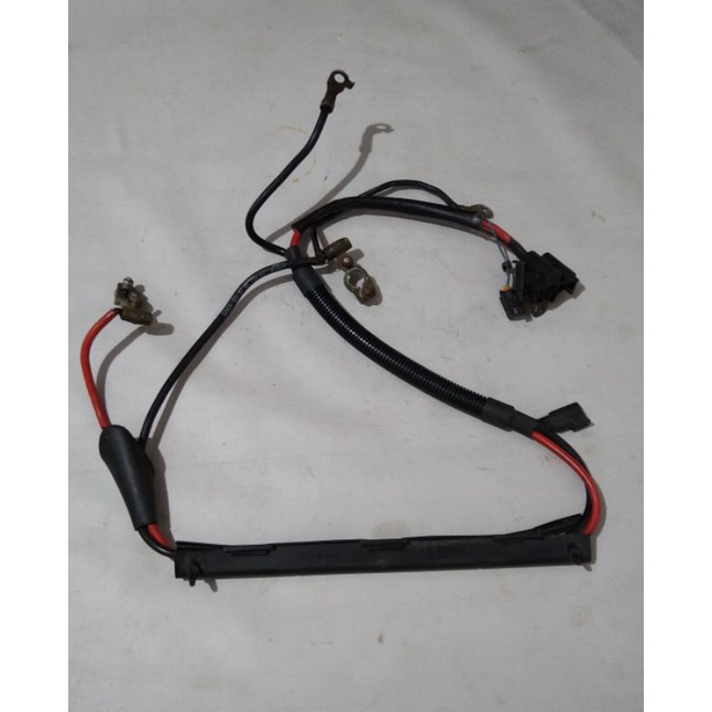 Chicote do alternador e motor de arranque do Escort Zetec.