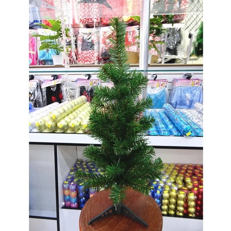 Árvore de Natal Pequena Verde com Base de Plástico 60cm - 60 Hastes - D&A -  CCS Decorações