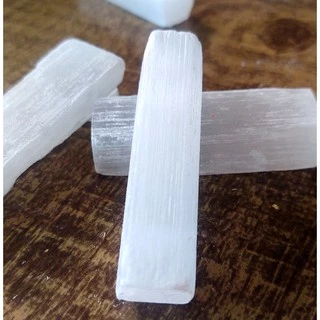 Selenita em Bastão Pedra Bruta Cristal Natural Cristais Esotéricos Unidade