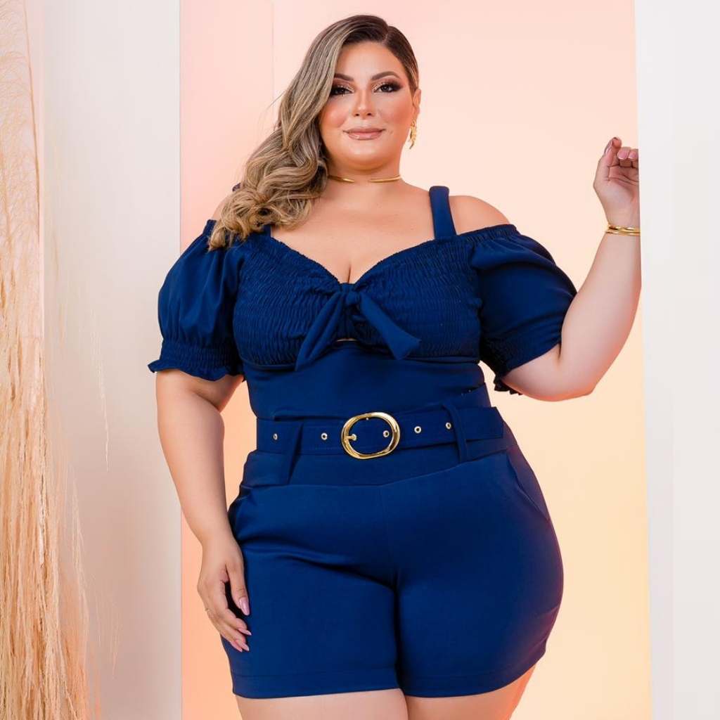 Macaquinho Plus Size com Cinto Roupa Feminina Moda Plus Size