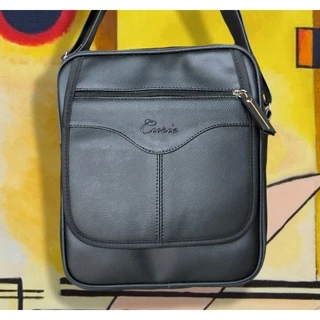 Bolsa Transversal Masculina Feminina Bolsa Pasta Carteiro Capanga couro sintético preta.