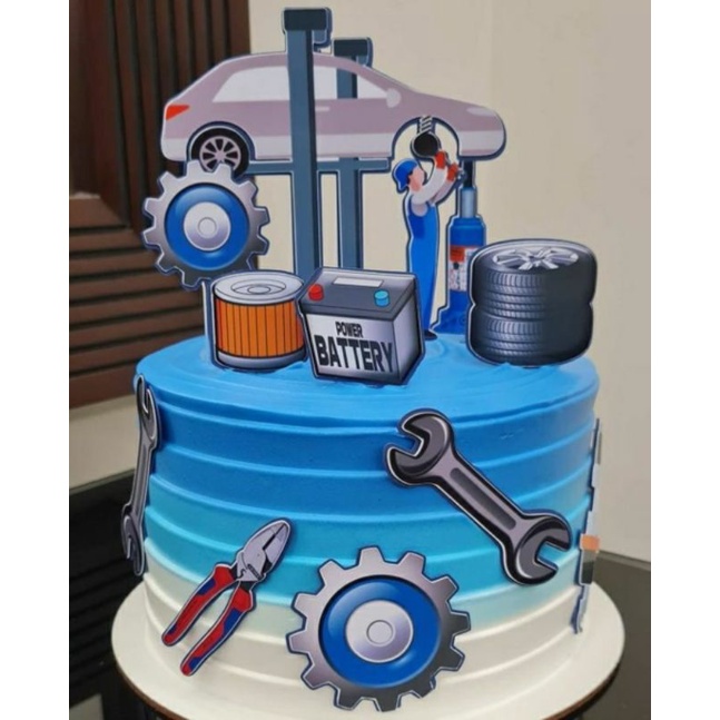 bolo carros chantilly  Bolo carros, Bolos engraçados de aniversário, Bolo  de aniversário de carros