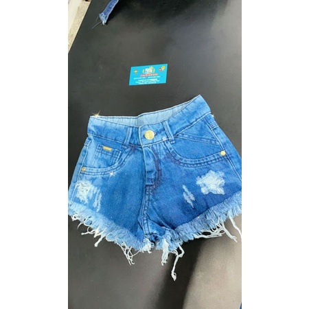 Short desfiado hot sale em baixo