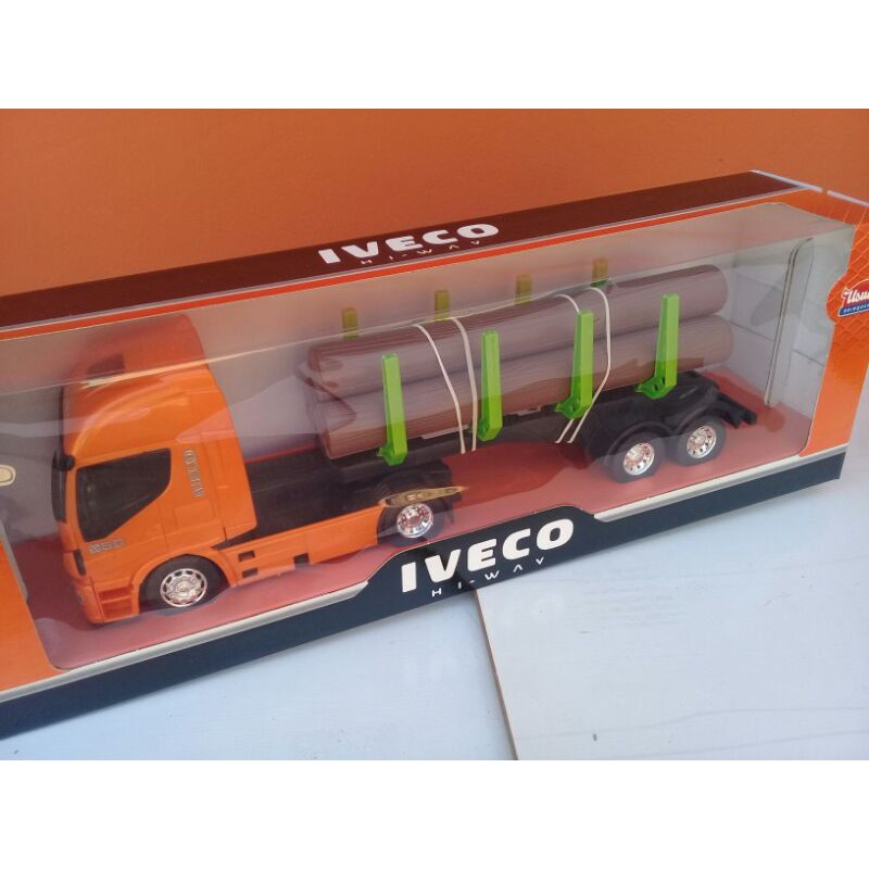 Caminhão Carreta De Brinquedo Iveco Hi-way Tora De Madeira