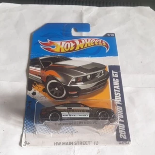 hot wheels 2010 Ford Mustang GT sheriff