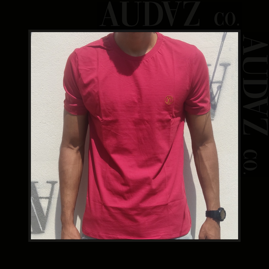 Camiseta Louis Vuitton - Bordada, Camiseta Masculina Louis-Vuitton Usado  66455780