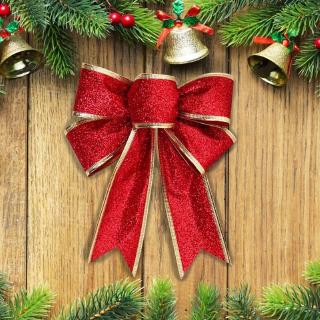 Árvore de natal decorada com ornamentos e decorações clássicas casa de  campo inglesa e estilo chalé feliz natal e boas festas deseja  pós-processado generativo ai