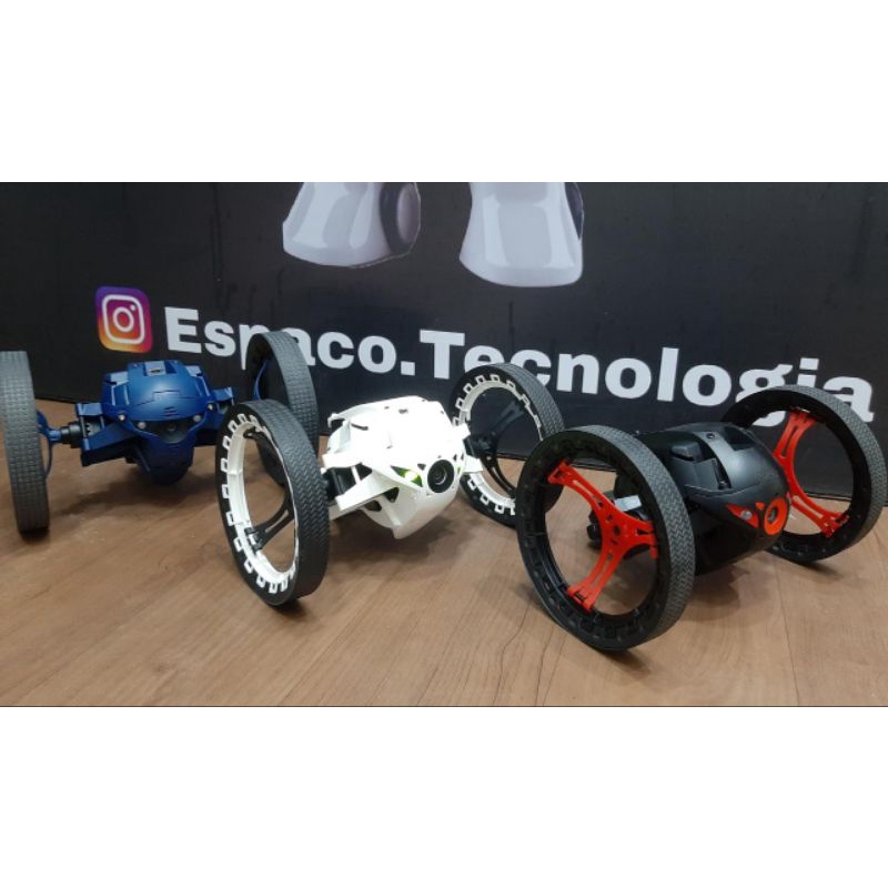 parrot jumping sumo with camera