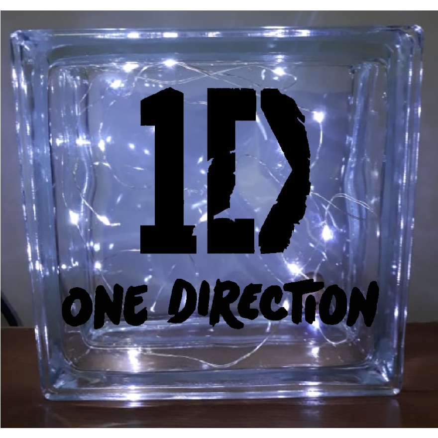 Luminária One Direction de Bloco de Vidro com Luz de Led | Shopee Brasil