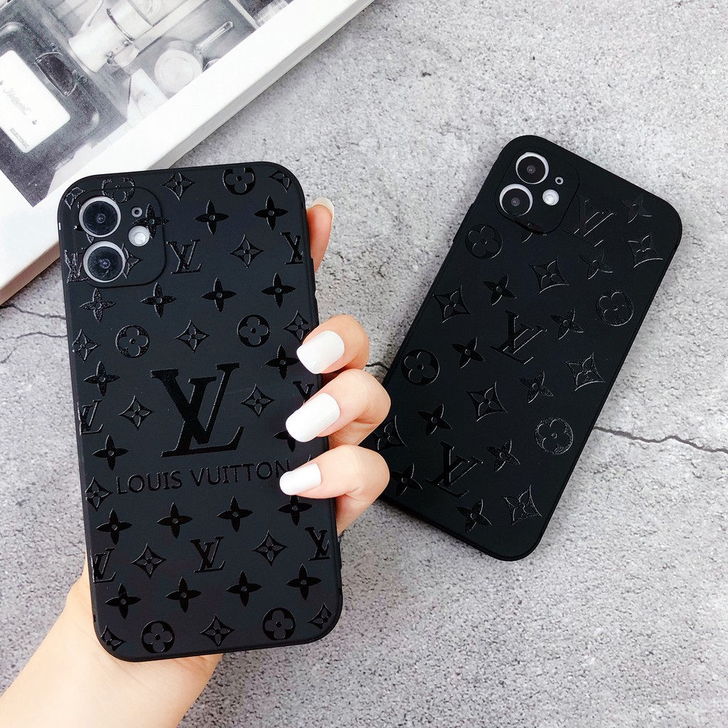 Capinha Louis Vuitton Preto para iPhone - Mais Cases: Capinhas que combinam  com você!