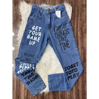 Calça Mom Feminina Jeans Customizado letras - Panda Gold - Calça