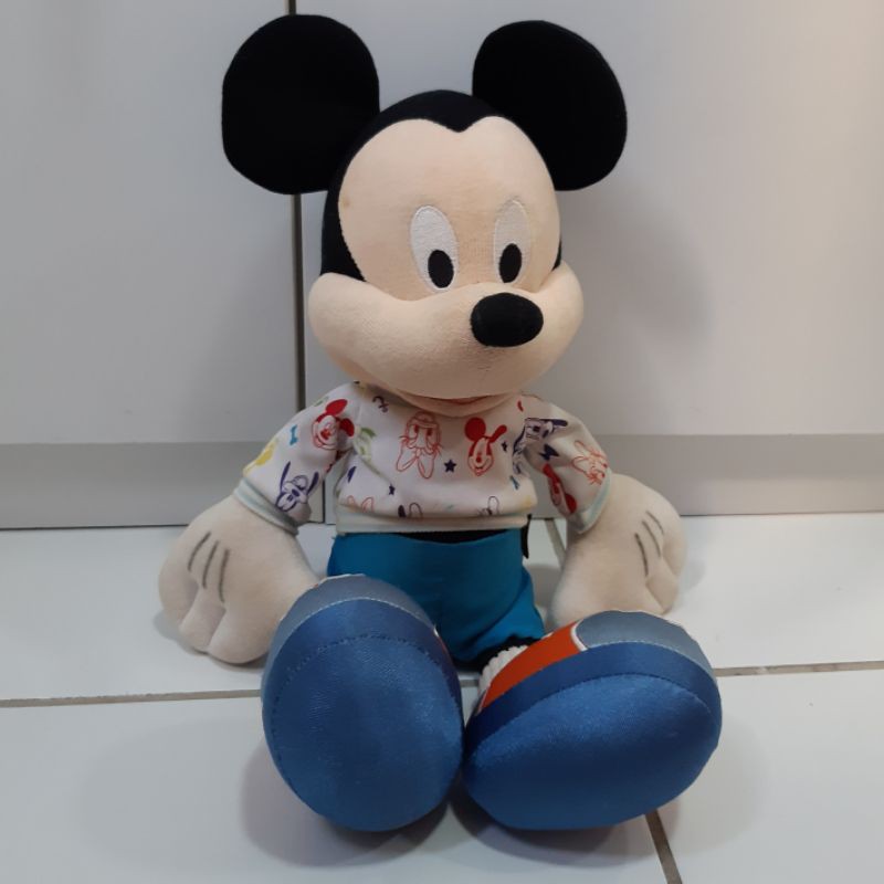 Pelúcia Mickey Mouse Camiseta Brasil Disney - Long Jump em