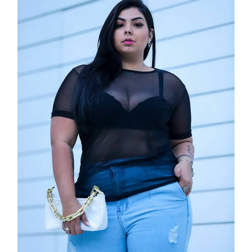 Blusa Feminina Plus Size Tule Transparente Manga Curta