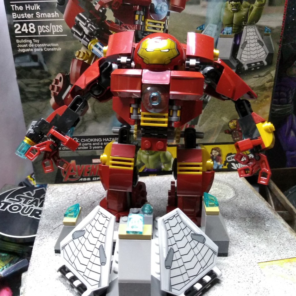 Lego hulkbuster clearance smash set