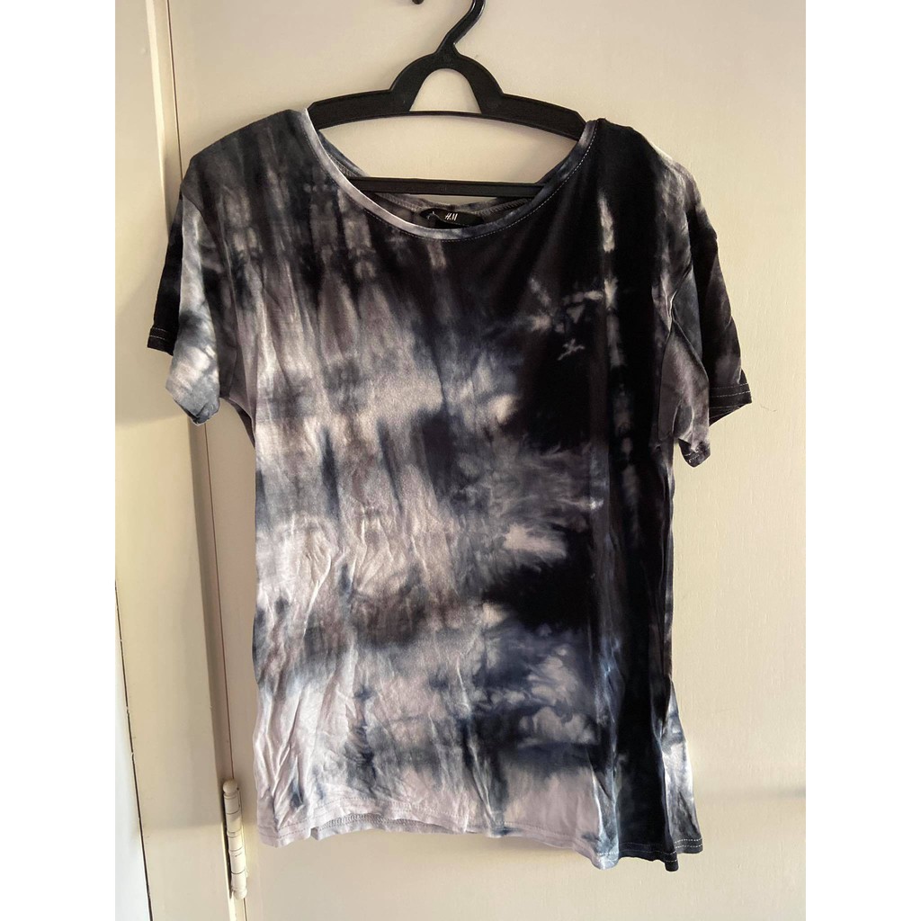 Camiseta em Algodão Estampa Tie Dye Preto