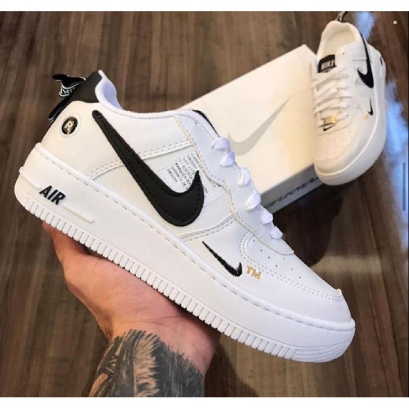 T NIS NIKE AIR FORCES Lv 8 Unissex