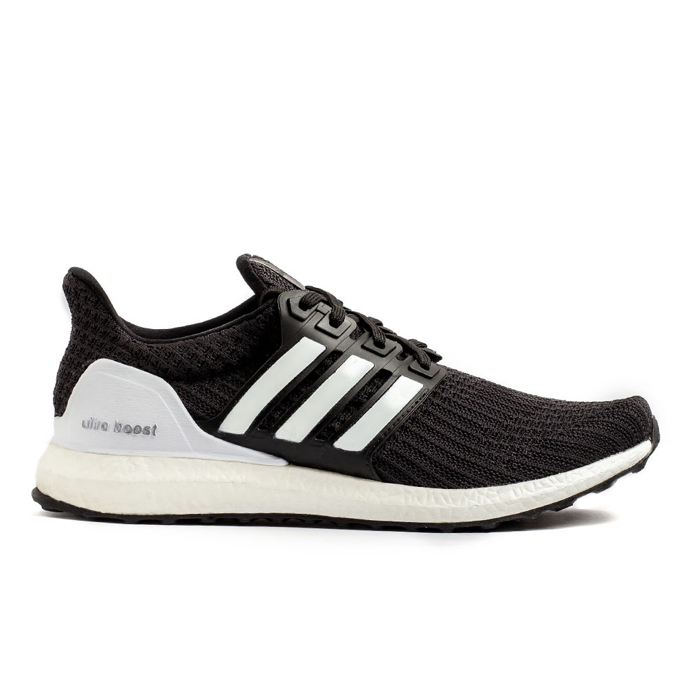 Ultra boost preto e hot sale branco