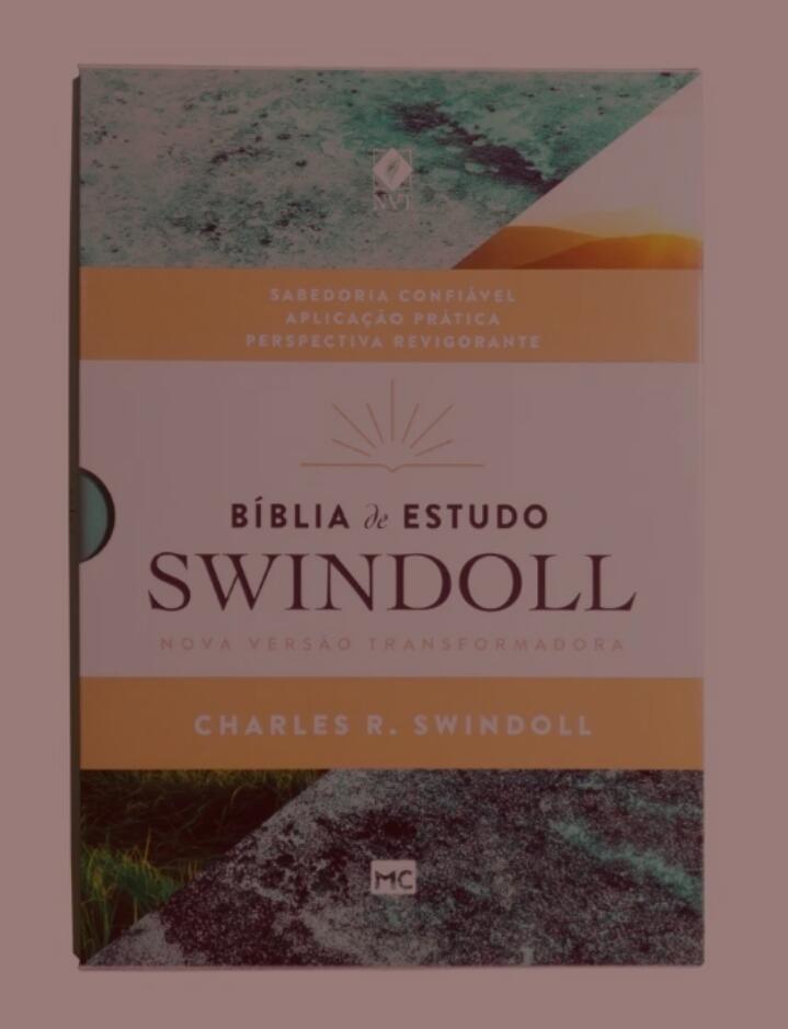 Bíblia de estudo Swindoll: Capa flexível Aqua (7898665820568): Charles R.  Swindoll (Autor), Nova Versão Transformadora (Autor): CLC Portugal