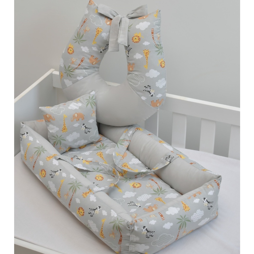 Ninho de bebê redutor de berço 2 em 1 com travesseiro bichinhos Safari com  cinza claro Loja Ninar Bebê