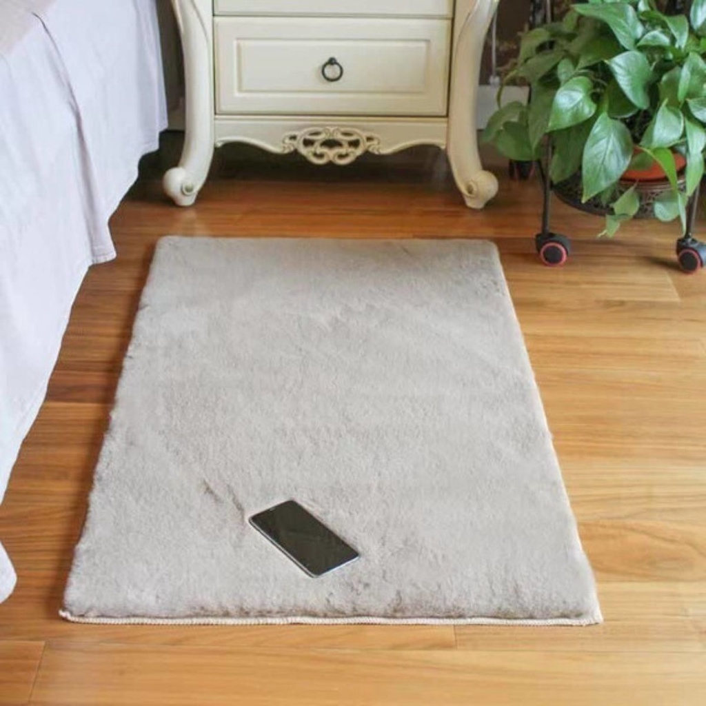 Tapete Beira De Cama Pele De Coelho Macio 0,60 X 1,00 Sala e Quarto | Shopee Brasil