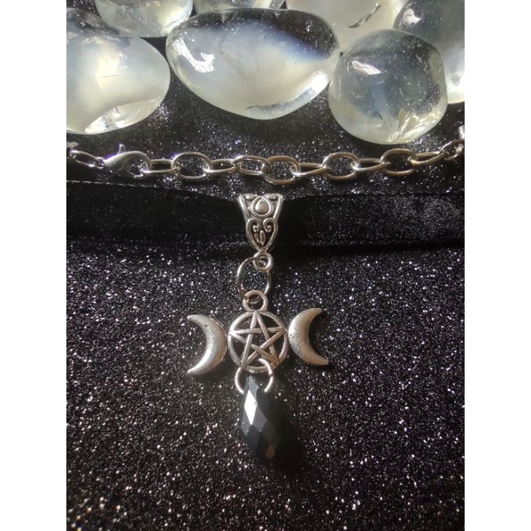 Gargantilha Triluna - choker gótico lua estrela pentagrama miçanga