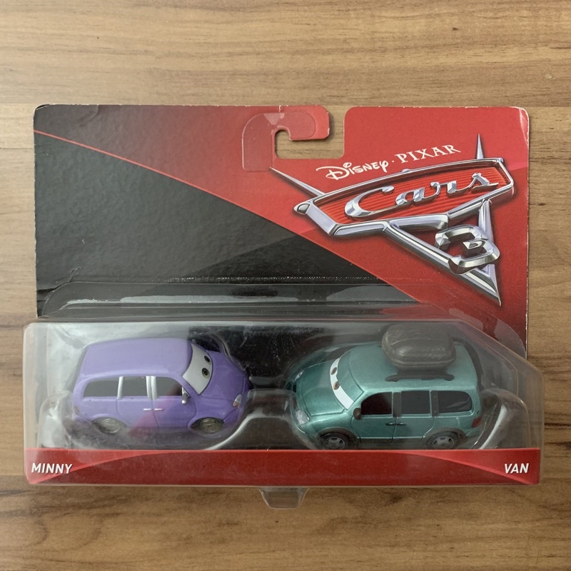 MATTEL Disney Pixar Cars 3 MINNY VAN Carros 3