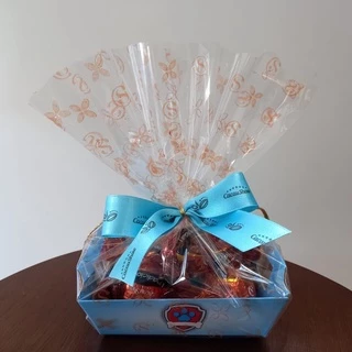 Lembrancinha Cesta de Chocolates Cacau Show Temática para Presente de Páscoa (Patrulha Canina, Arco-Íris, Fazendinha, Dinossauros, Unicórnio) em Oferta na Shopee