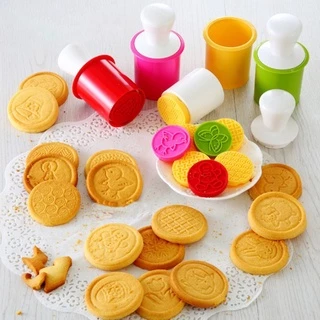 Kit Marcador Carimbo 6 desenhos Páscoa Natal Animais Biscoitos Confeitaria Artesanato Culinária