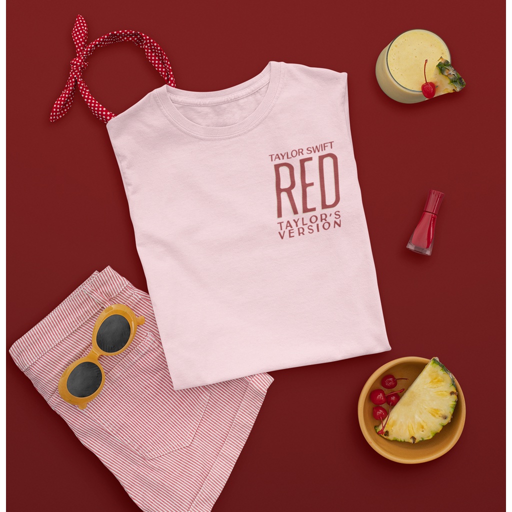 Red Taylor's Version Logo Taylor Swift Camiseta Unissex E Baby Look Feminina 100% Poliéster