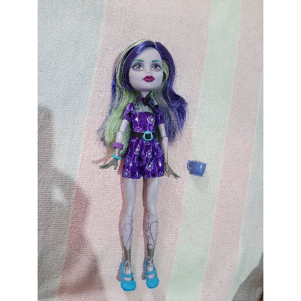 Bonecas monster high twyla