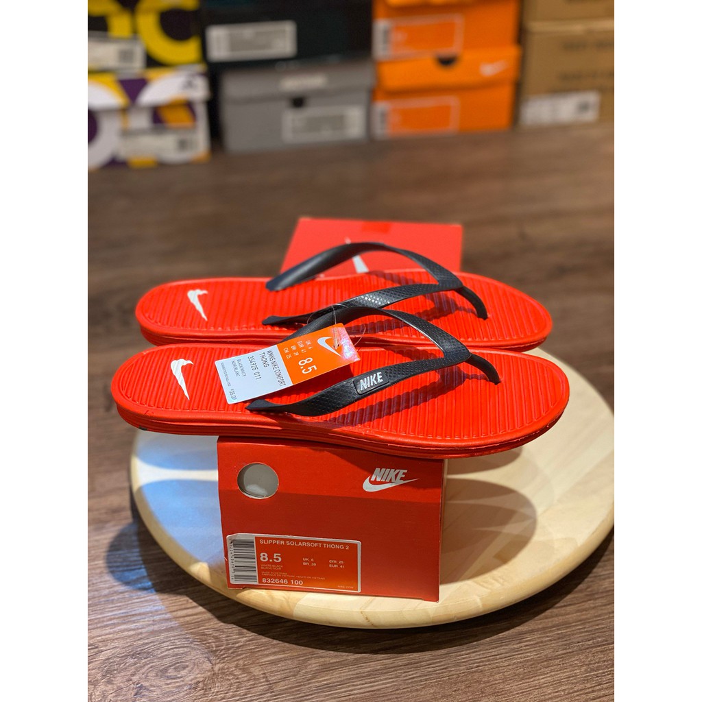 Nike red cheap thong flip flop