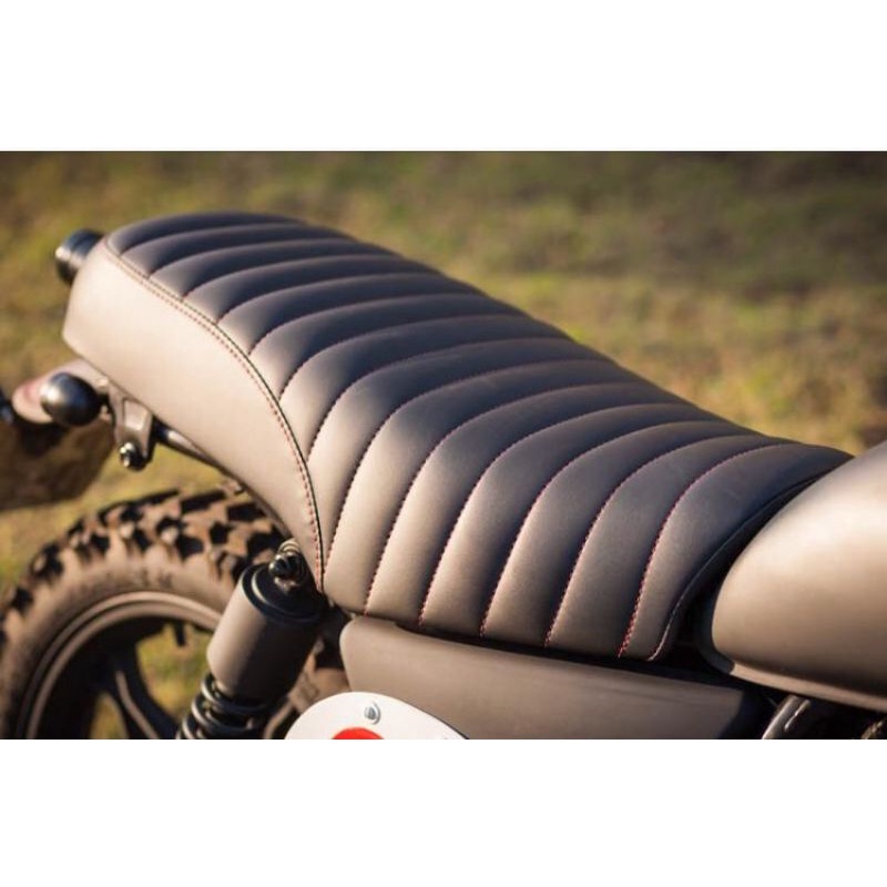 capa banco intruder 125