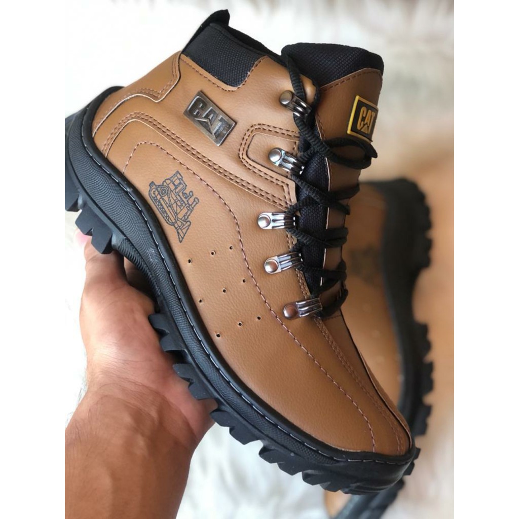 Bota best sale caterpillar caramelo