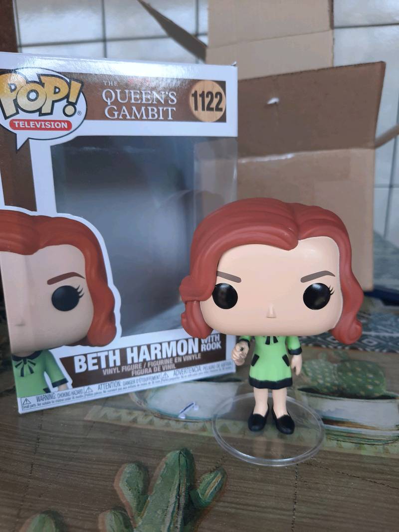 POP! Television The Queen's Gambit - Beth Harmon with Rook #1122