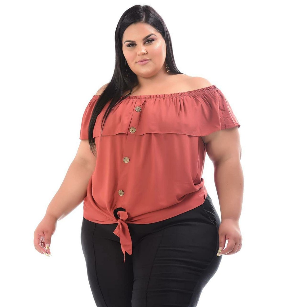 Blusa Feminina Plus Size com Renda no Decote e Ombros - (Preto - Branco)