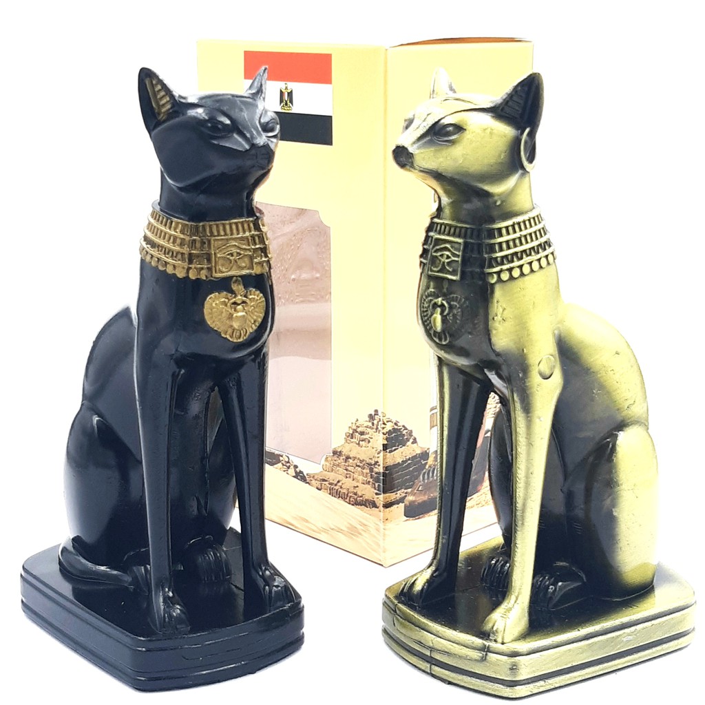 Gatos Egípcios. Deusa Bastet. Gato Preto Definido Com Asa Escaravelho E  Colar De Ouro. Estatueta Da Arte Do Antigo Egito. Ícone Do Desenho Animado  3d. Design Do Logotipo. Ilustração Vetorial De Estilo