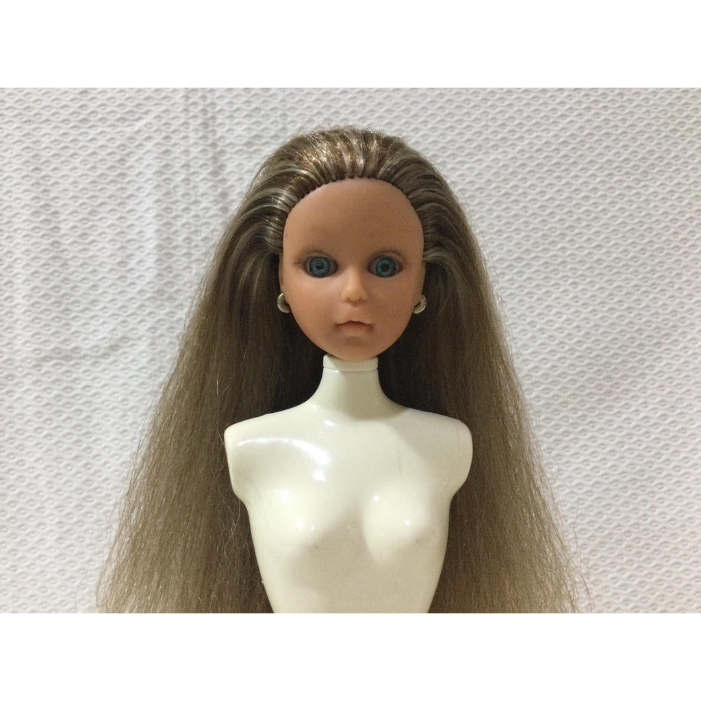 Boneca cabeca barbie maquiar