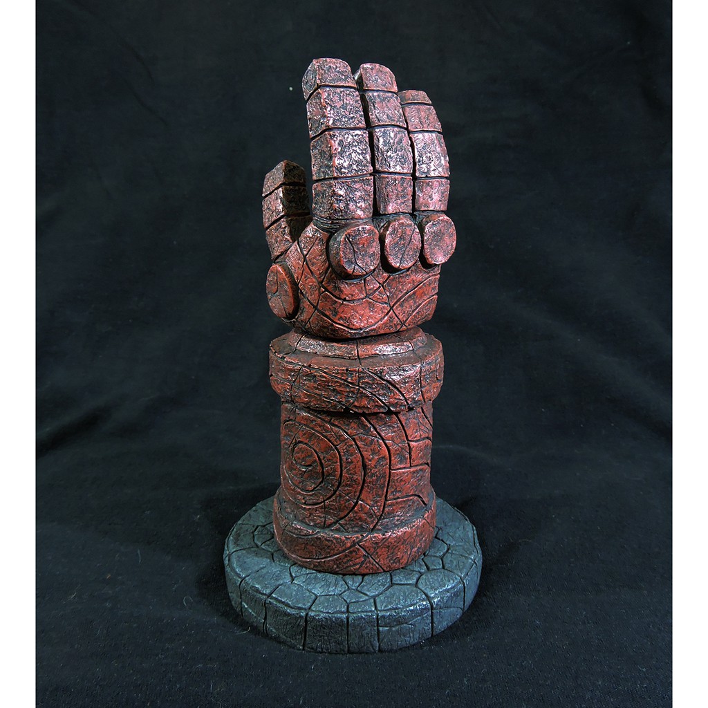 Mão Direita da Perdição - Hellboy