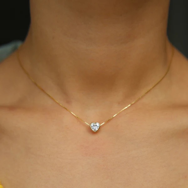 Colar Choker coração Ponto De Luz Folheado A Ouro 18k Validade 3 meses