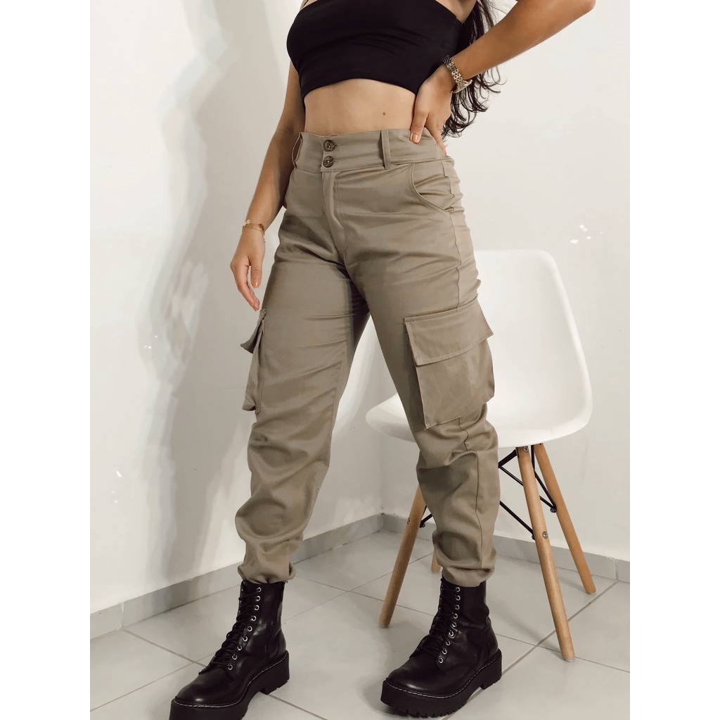 Calça com store bolsos laterais feminina