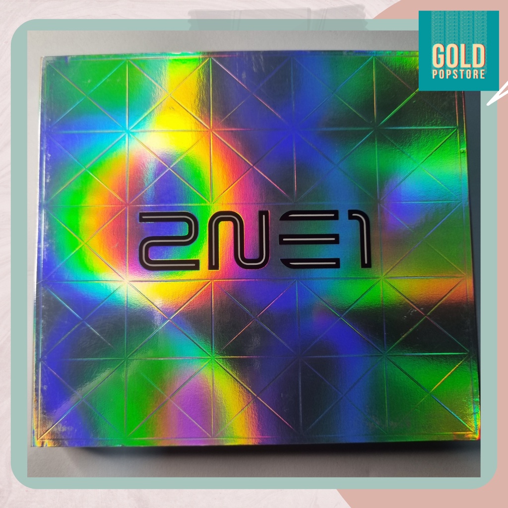 2NE1 - 1st Mini Album (Versão Limitada Japonesa CD + DVD 2NE1 - 1st Mini Album (Versão Limitada Japonesa CD + DVD