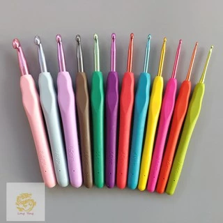 12 pc 12 Tamanhos 2-8mm Conjunto De Agulhas Crochê Com Cabo De Borracha De Qualidade Importada